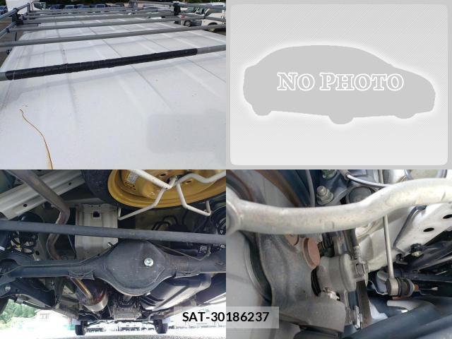 Suzuki EVERY 2021-09 8865631-6