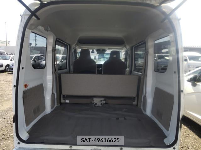 Suzuki EVERY 2022-08 8867319-5