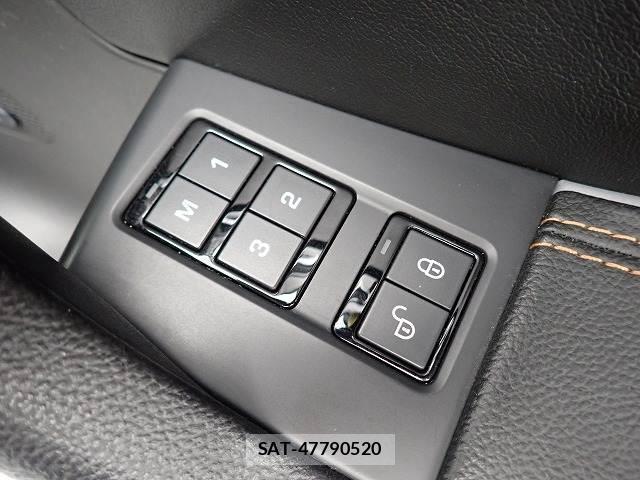 Jaguar F-PACE 2016-06 8867215-7