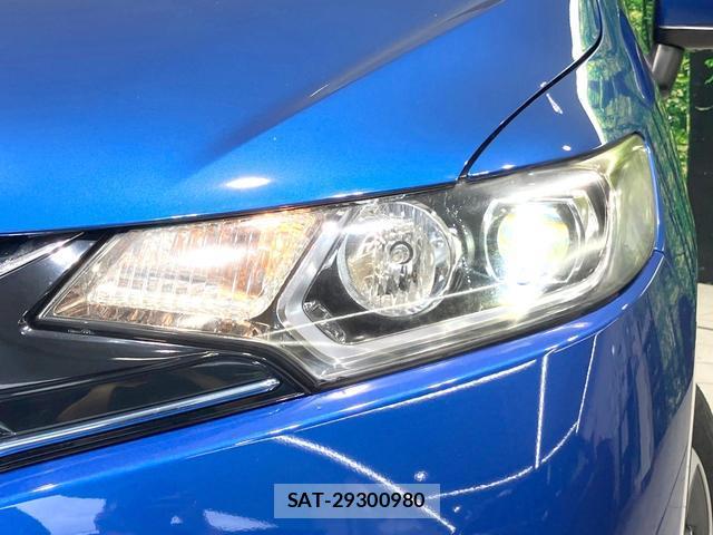 Honda FIT HYBRID 2016-01 8865495-11