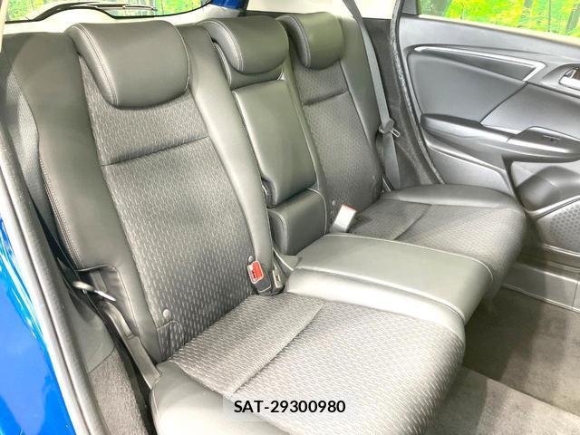 Honda FIT HYBRID 2016-01 8865495-8