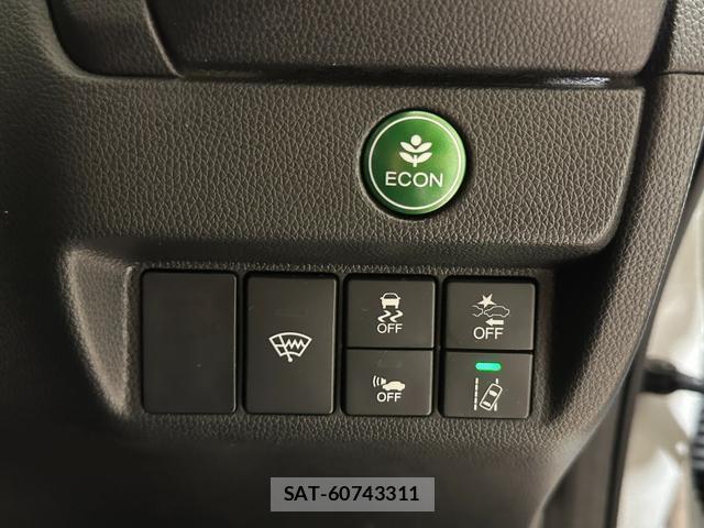 Honda FIT HYBRID 2018-01 8866364-11