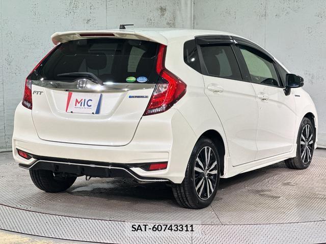 Honda FIT HYBRID 2018-01 8866364-16