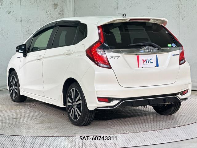 Honda FIT HYBRID 2018-01 8866364-18