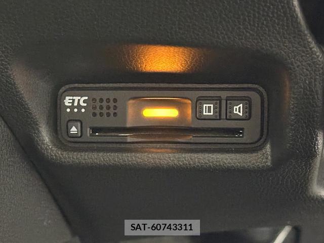 Honda FIT HYBRID 2018-01 8866364-4