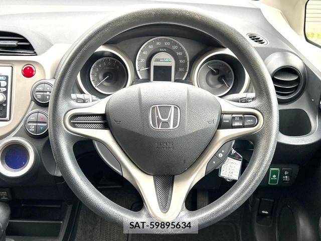 Honda FIT HYBRID 2011-09 8866407-9
