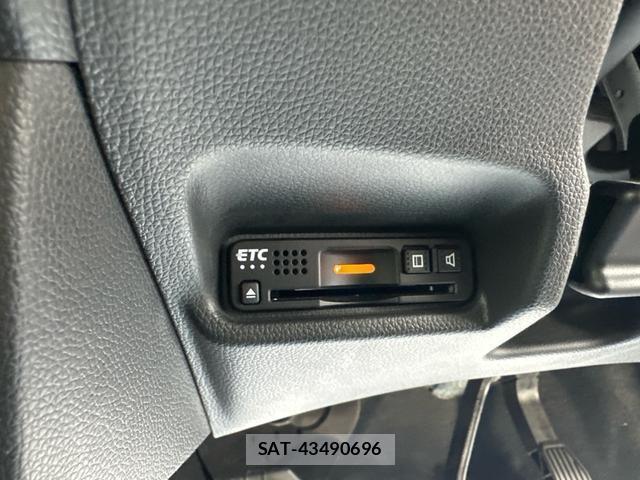 Honda FIT HYBRID 2019-05 8866692-6