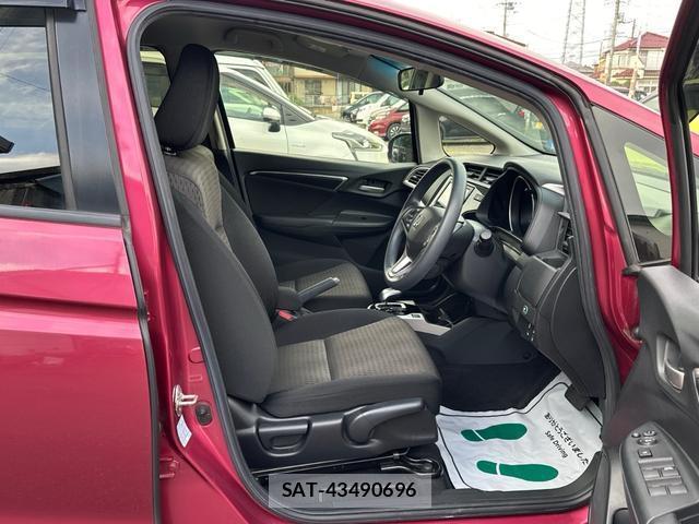 Honda FIT HYBRID 2019-05 8866692-9