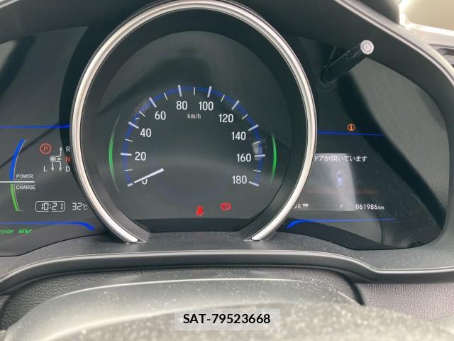 Honda FIT HYBRID 2014-04 8866995-11