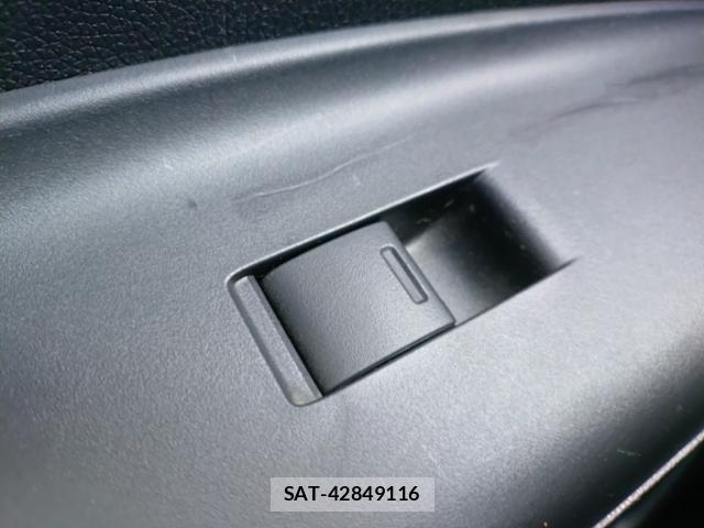 Honda FIT 2019-09 8865613-12