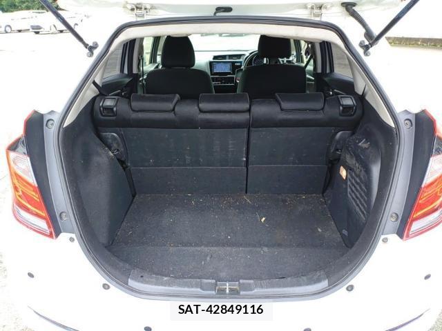 Honda FIT 2019-09 8865613-7