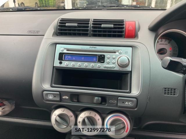 Honda FIT 2007-09 8865952-19