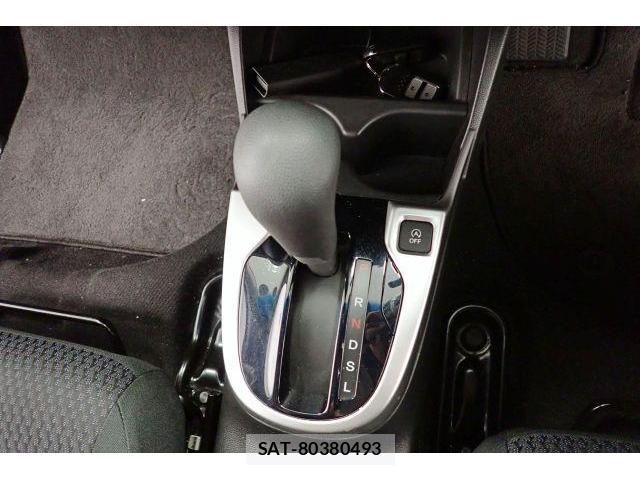 Honda FIT 2019-08 8866832-17