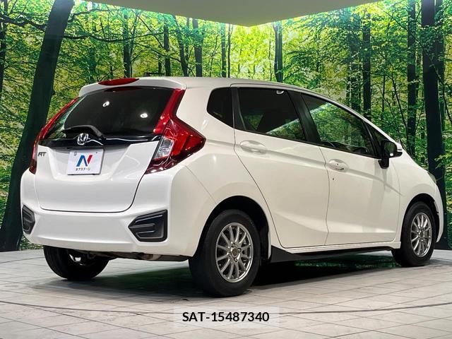 Honda FIT 2013-12 8867226-16