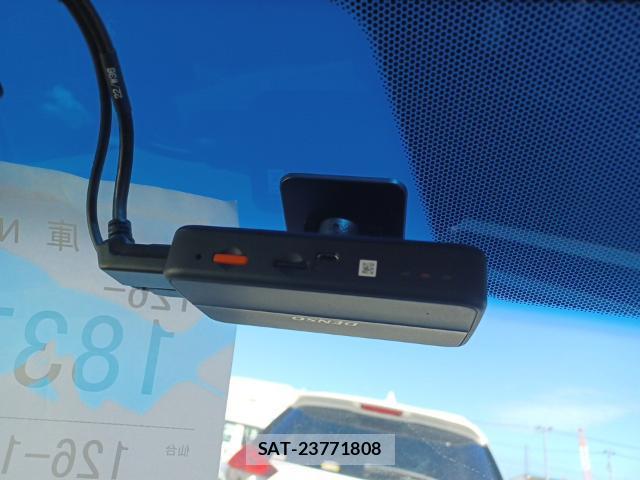 Honda FIT 2017-09 8867326-16