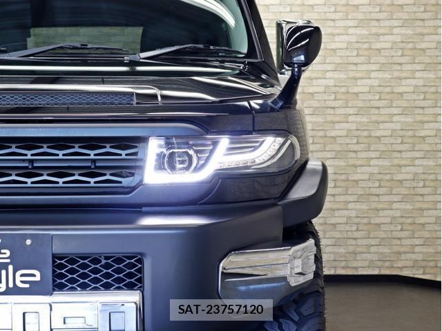 Toyota FJ CRUISER 2012-11 8866042-7
