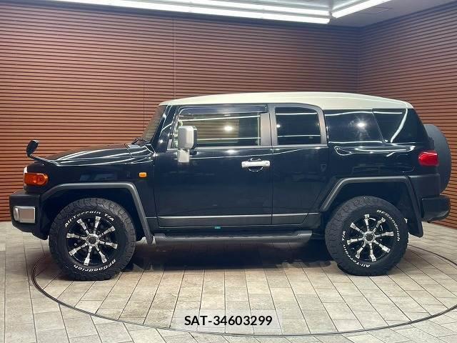 Toyota FJ CRUISER 2016-05 8866788-17