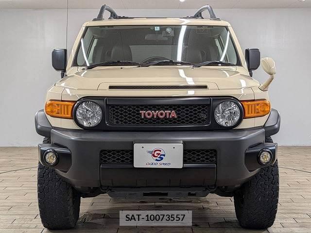 Toyota FJ CRUISER 2017-11 8867378-14
