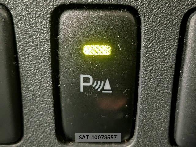 Toyota FJ CRUISER 2017-11 8867378-5
