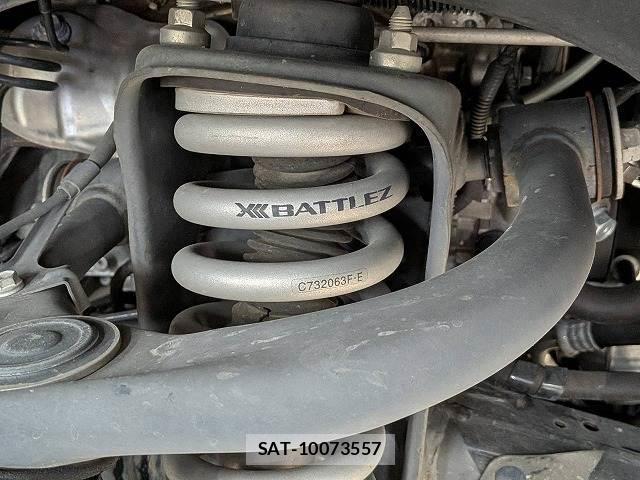 Toyota FJ CRUISER 2017-11 8867378-7