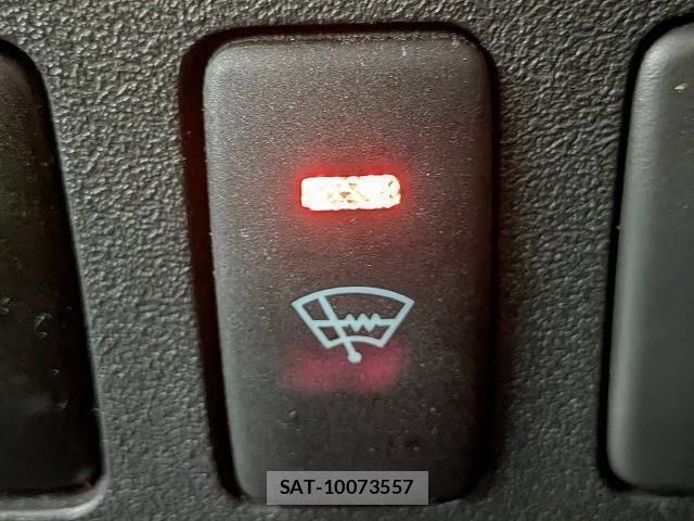 Toyota FJ CRUISER 2017-11 8867378-8