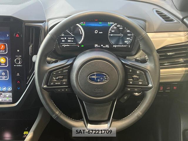 Subaru FORESTER 2026-01 8865786-11