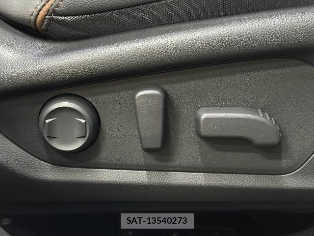Subaru FORESTER 2025-11 8867160-7