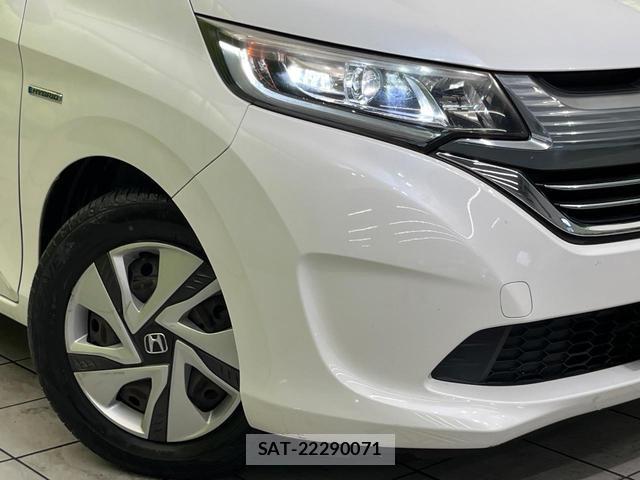Honda FREED HYBRID 2017-03 8865340-11