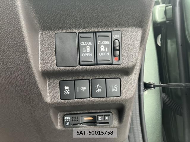 Honda FREED HYBRID 2021-12 8866487-11