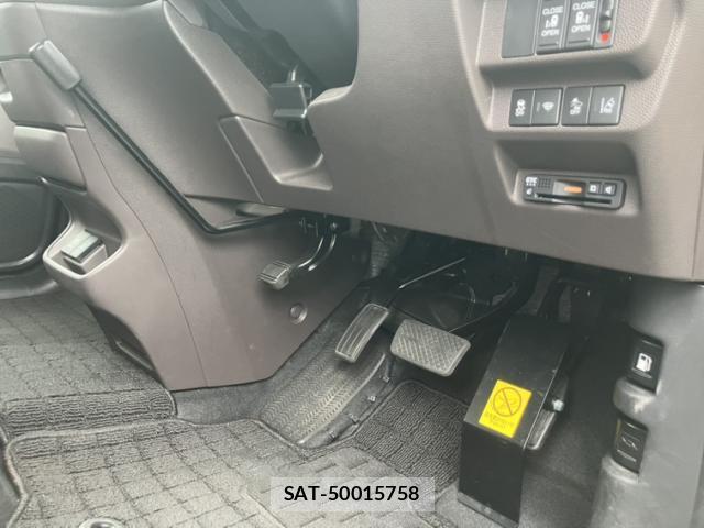 Honda FREED HYBRID 2021-12 8866487-14