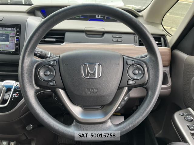 Honda FREED HYBRID 2021-12 8866487-3