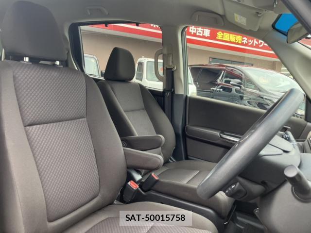 Honda FREED HYBRID 2021-12 8866487-5