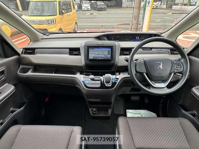 Honda FREED 2024-01 8866566-2