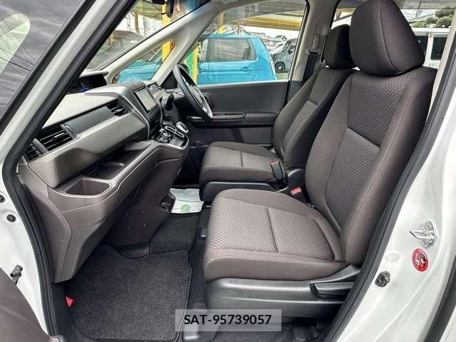 Honda FREED 2024-01 8866566-3