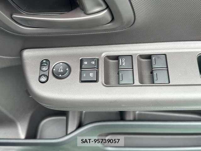 Honda FREED 2024-01 8866566-7