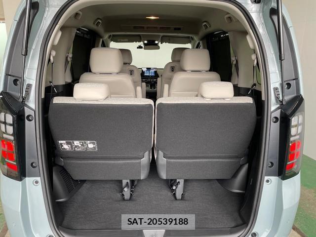 Honda FREED 2025-02 8866904-11