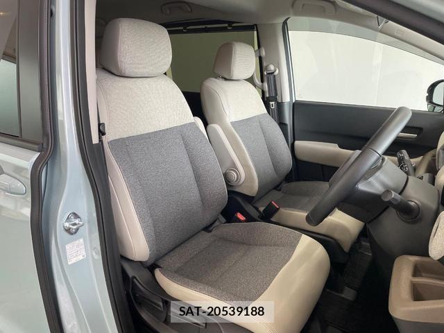 Honda FREED 2025-02 8866904-8