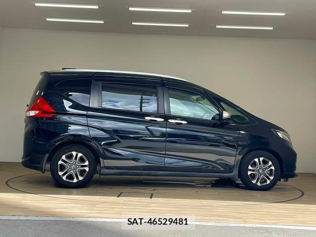 Honda FREED 2021-05 8867384-17