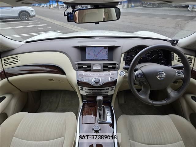 Nissan FUGA HYBRID 2014-10 8865433-1