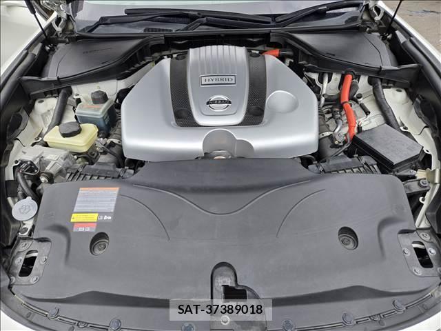 Nissan FUGA HYBRID 2014-10 8865433-13