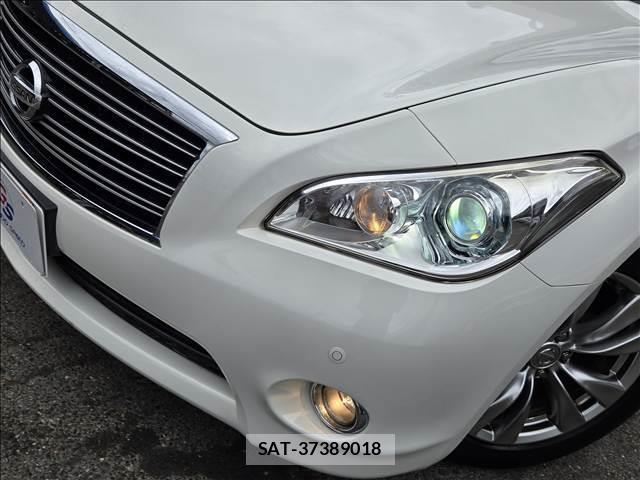 Nissan FUGA HYBRID 2014-10 8865433-19