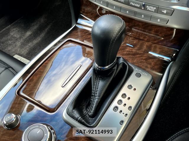 Nissan FUGA 2010-01 8866774-10