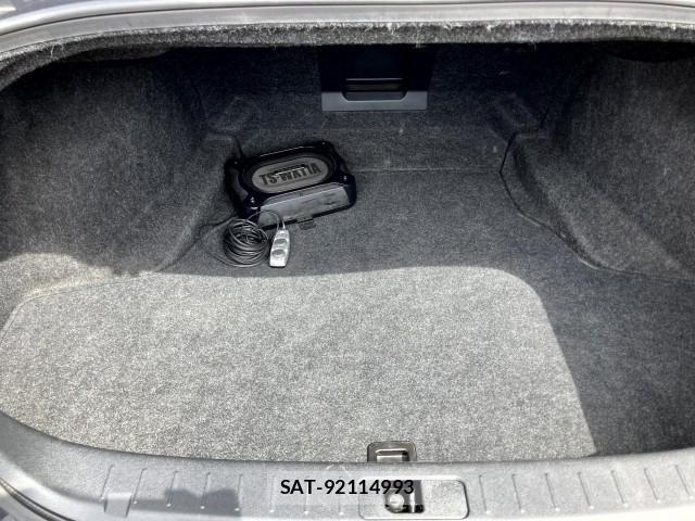 Nissan FUGA 2010-01 8866774-18