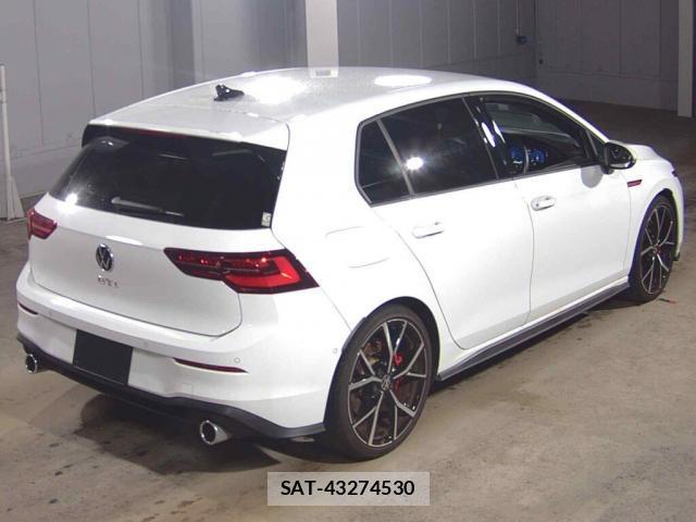 VolksWagen GOLF GTI 2022-01 8866844-5