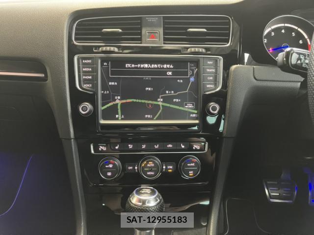 VolksWagen GOLF R VARIANT 2016-09 8866488-4