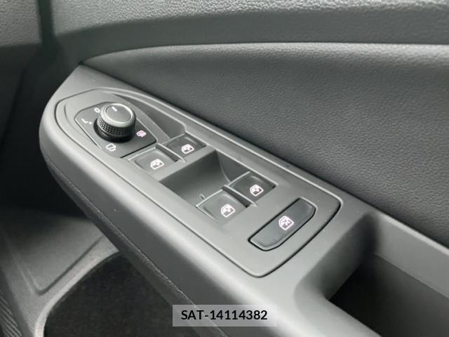 VolksWagen GOLF R 2023-12 8866489-19