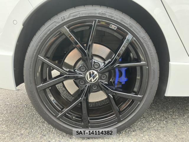 VolksWagen GOLF R 2023-12 8866489-8