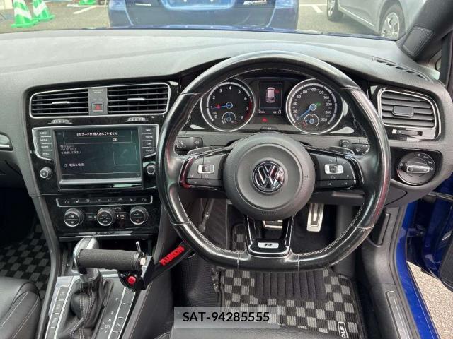 VolksWagen GOLF R 2017-06 8866629-2