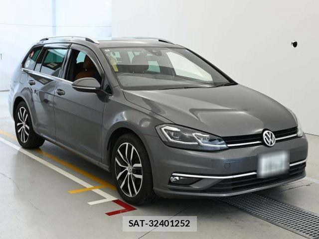 VolksWagen GOLF VARIANT 2018-06 8866853-6
