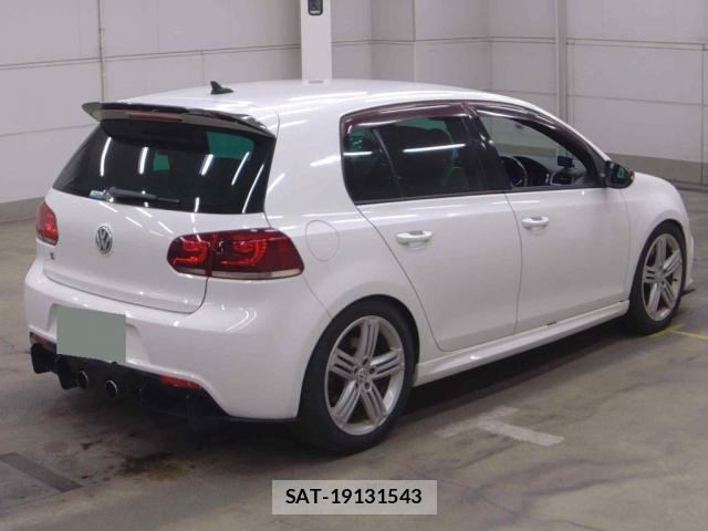 VolksWagen GOLF 2011-03 8866610-1